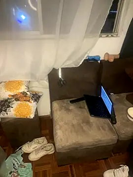 Snapshot of saraycat_ chatting on September 15, 2025, 4:12 am saraycat  online show from September 15, 2025, 4:12 am