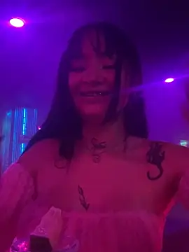 Snapshot of saraycat_ chatting on October 26, 2025, 4:07 am saraycat  online show from October 26, 2025, 4:07 am