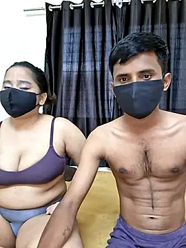 Beautiful couple 70 online show from June 7, 2026, 11:03 am