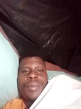 FANTASYROOM23 online show from April 17, 2026, 8:06 am