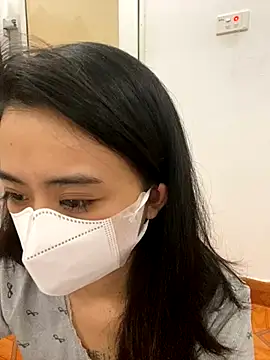 Mochi21 online show from September 17, 2025, 6:15 am