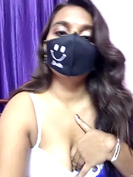 cutie pei002 online show from December 18, 2025, 6:25 pm