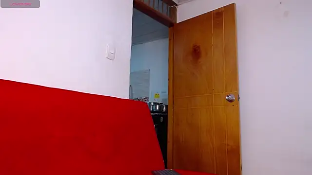 tommyblessd1 online show from November 14, 2025, 7:07 am