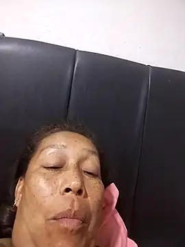 Snapshot of Naomi-Mature chatting on February 1, 2026, 10:30 pm Naomi-Mature online show from February 1, 2026, 10:30 pm