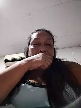 Naomi-Mature online show from April 12, 2026, 3:22 am