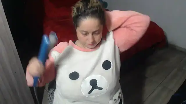 Snapshot of Brenda_bigtitis chatting on March 13, 2026, 4:08 am Brenda bigtitis online show from March 13, 2026, 4:08 am