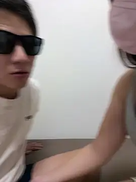 erokami36 online show from November 3, 2025, 4:19 pm