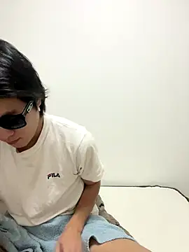 erokami36 online show from November 9, 2025, 2:26 pm