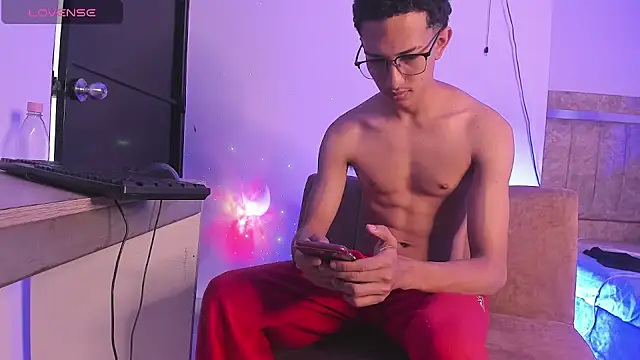 Cj davis  online show from October 12, 2025, 8:08 pm