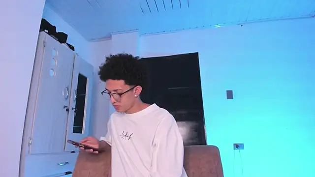 Cj davis  online show from June 7, 2026, 1:21 am