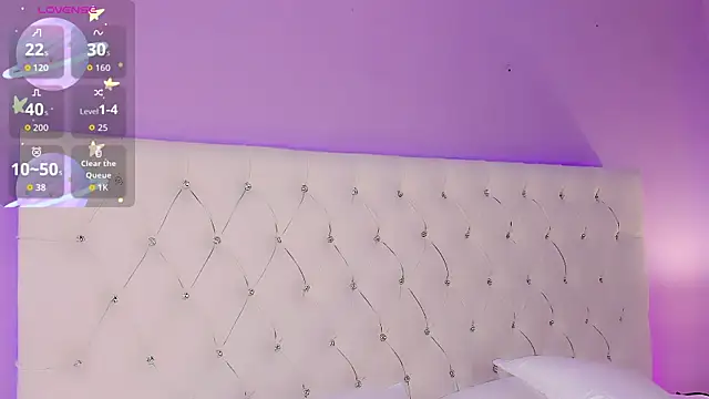 DaniielaV online show from February 28, 2026, 1:12 pm