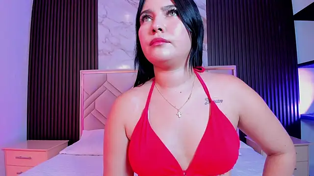 MiaaFarrel online show from September 18, 2025, 7:16 pm