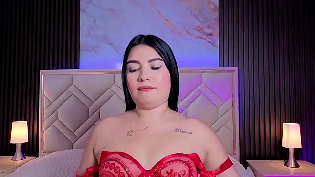 MiaaFarrel online show from February 26, 2026, 7:24 pm