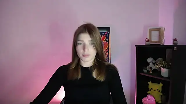 JuiceLips   online show from September 18, 2025, 1:57 pm