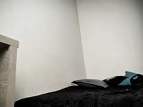  yefez online show from October 2, 2025, 8:27 pm