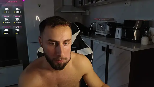 RyanStorm  online show from October 31, 2025, 3:13 pm