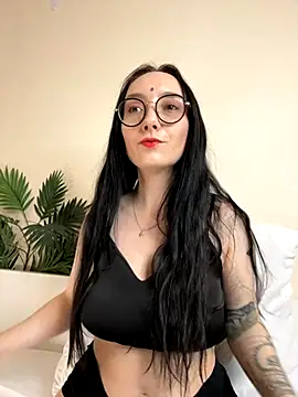 Snapshot of Jinhee_Tiny chatting on September 10, 2025, 6:46 am Jinhee Tiny online show from September 10, 2025, 6:46 am