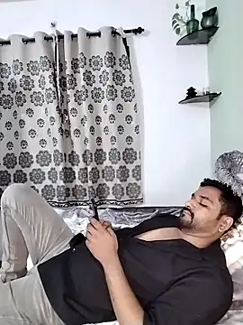 avi007p online show from December 14, 2025, 11:09 pm