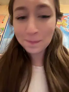 FroggyAnna online show from March 18, 2026, 5:05 pm