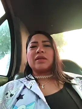 julieta evanns1 online show from October 23, 2025, 12:04 pm