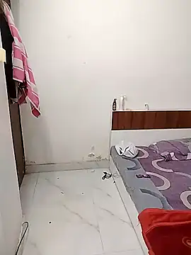 Sexy vernilla online show from December 1, 2025, 9:20 pm