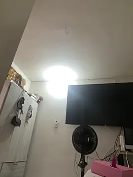 skullvalu online show from April 15, 2026, 6:48 pm