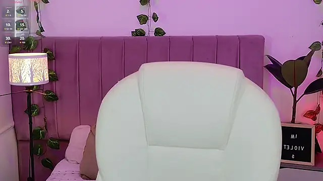 Snapshot of VioletBlacke_ chatting on November 9, 2025, 1:31 pm VioletBlacke online show from November 9, 2025, 1:31 pm