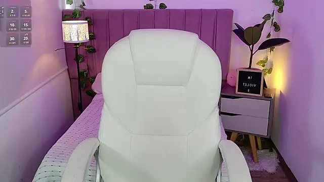 Snapshot of VioletBlacke_ chatting on November 10, 2025, 2:38 pm VioletBlacke online show from November 10, 2025, 2:38 pm