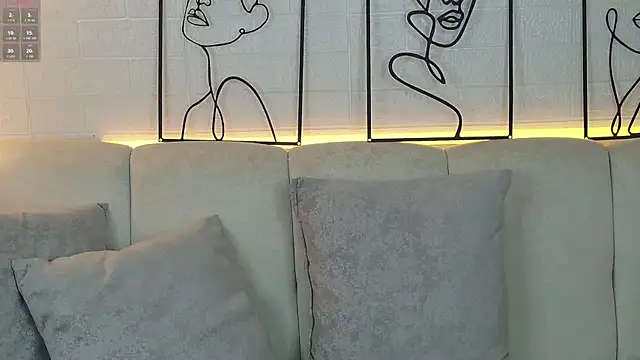 Snapshot of VioletBlacke_ chatting on January 6, 2026, 1:15 pm VioletBlacke online show from January 6, 2026, 1:15 pm