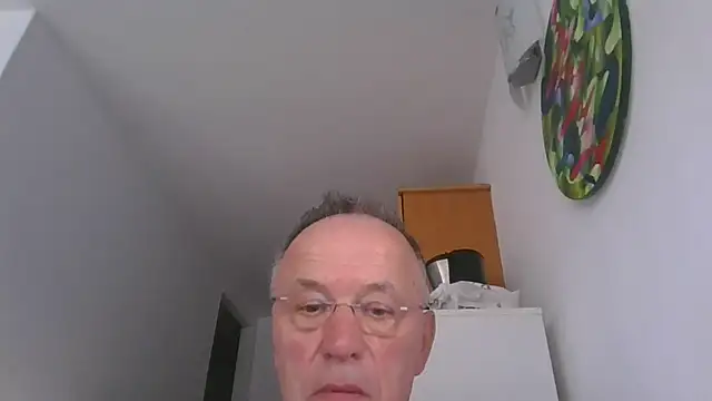 knodli online show from September 18, 2025, 4:09 pm