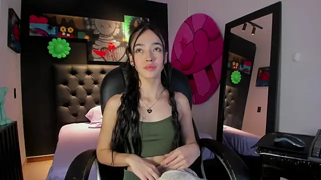 miIa bratz online show from February 11, 2026, 7:41 pm