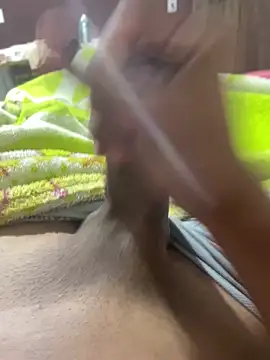 marcqueim online show from November 4, 2025, 3:49 am