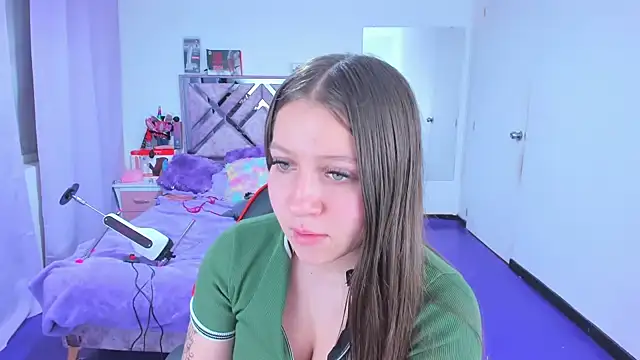 Luna Analya online show from February 12, 2026, 2:39 am