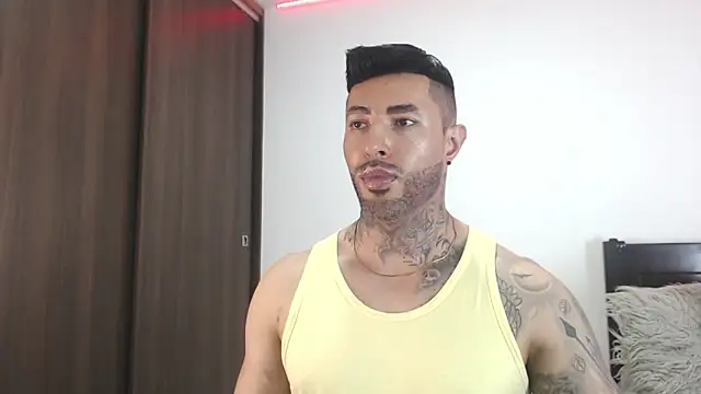 andrea de lucaa online show from February 28, 2026, 4:02 am