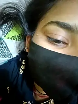 Komal-741 online show from October 23, 2025, 4:28 pm