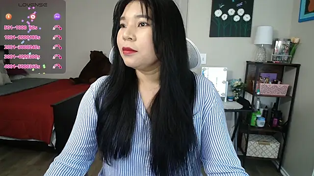 SHEILYN  online show from February 17, 2026, 4:09 am