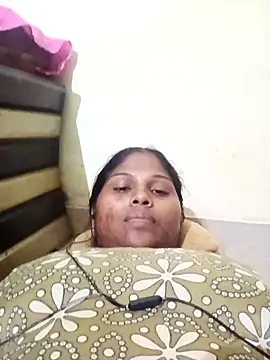 Snapshot of Sneha16 chatting on September 12, 2025, 4:29 pm Sneha16 online show from September 12, 2025, 4:29 pm