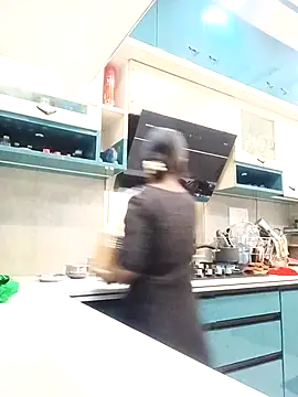 Snapshot of Sneha16 chatting on October 12, 2025, 3:05 am Sneha16 online show from October 12, 2025, 3:05 am