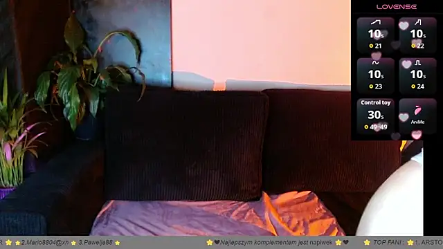   Leyla   online show from April 7, 2026, 6:08 pm