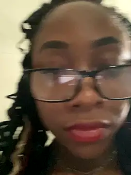 Snapshot of Astergray21 chatting on October 19, 2025, 1:56 pm Astergray21 online show from October 19, 2025, 1:56 pm
