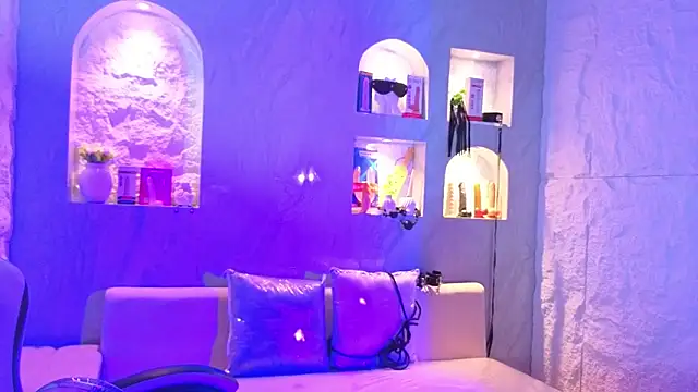 Sophia tf online show from March 21, 2026, 3:33 am