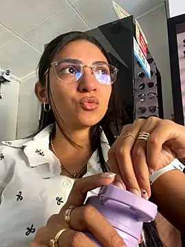 Snapshot of belahmor chatting on September 26, 2025, 11:25 am belahmor online show from September 26, 2025, 11:25 am