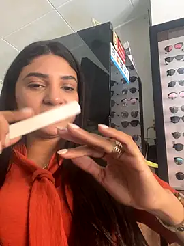 Snapshot of belahmor chatting on October 9, 2025, 1:42 pm belahmor online show from October 9, 2025, 1:42 pm