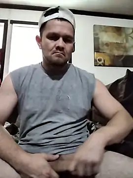 Snapshot of Allinside666 chatting on December 14, 2025, 9:52 pm Allinside666 online show from December 14, 2025, 9:52 pm