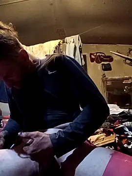 bearded cross online show from April 18, 2026, 10:30 am