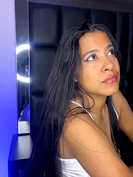 Kendra C online show from November 14, 2025, 2:10 am