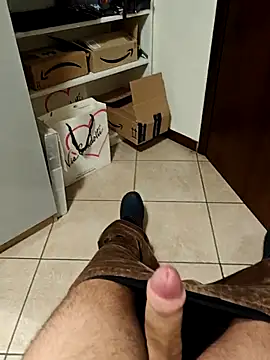 LucifertheGenius online show from November 20, 2025, 5:12 pm