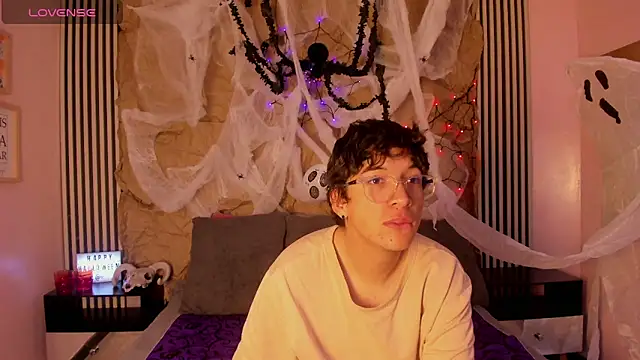 Desire Ecstasy online show from October 23, 2025, 1:32 pm