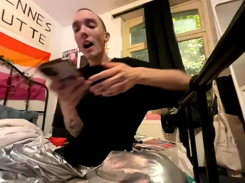 Snapshot of Styxlust chatting on September 21, 2025, 7:26 pm Styxlust online show from September 21, 2025, 7:26 pm