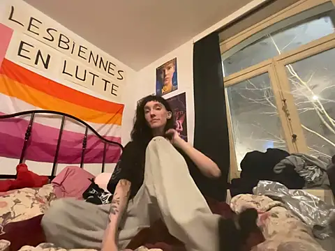 Snapshot of Styxlust chatting on February 28, 2026, 10:00 pm Styxlust online show from February 28, 2026, 10:00 pm